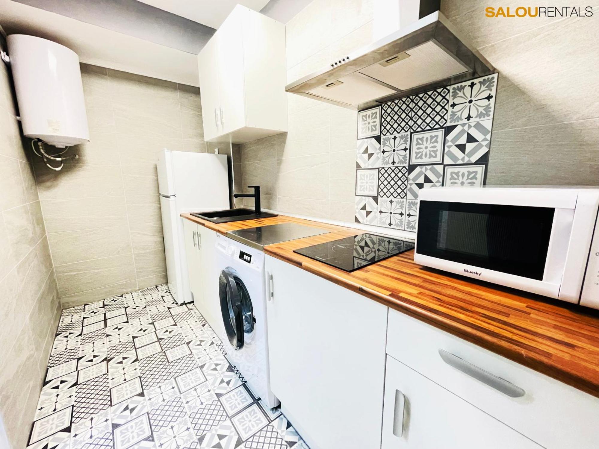 Daurada Oasis Suites - Renovated In 2024 - With Ac Salou Exterior photo