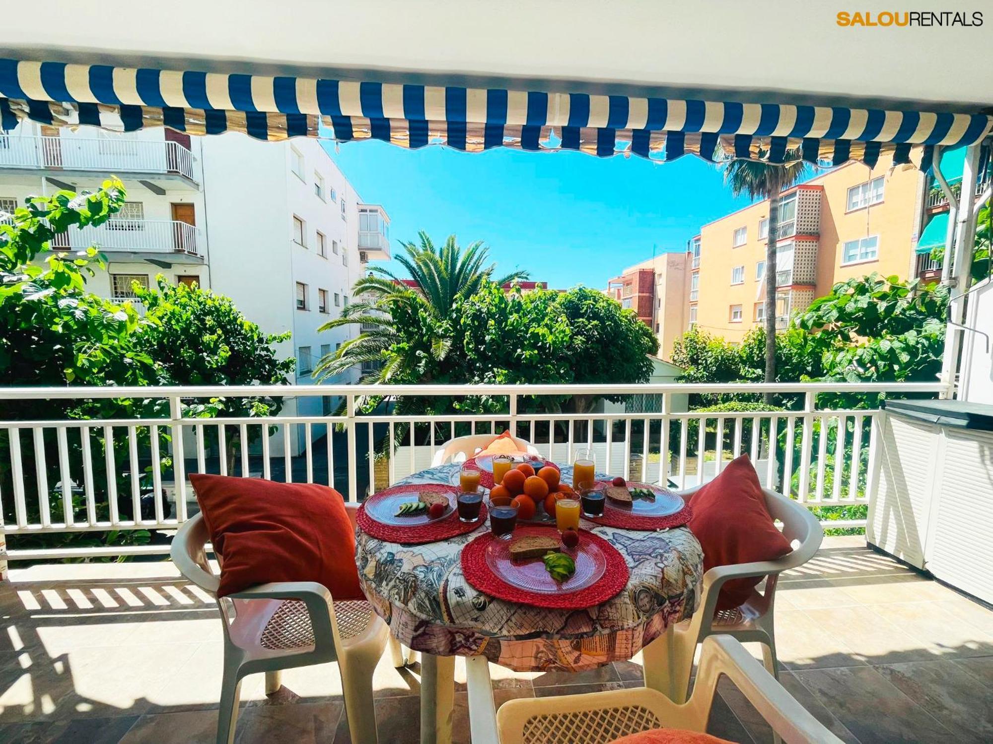 Daurada Oasis Suites - Renovated In 2024 - With Ac Salou Exterior photo